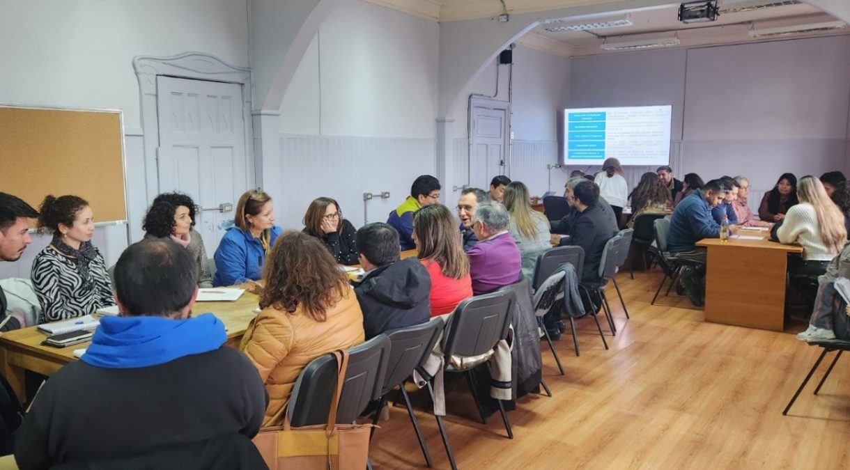 CEDER y Red de Profesores ULagos impulsan estudio regional sobre convivencia escolar y rendimiento académico