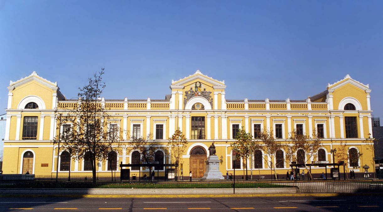 Casa_Central_de_la_Universidad_de_Chile