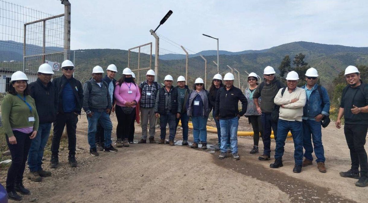 Curso_UPLA_para_operadores_de_servicios_sanitarios_rurales_visita_la_Cooperativa_de_Valle_Hermoso