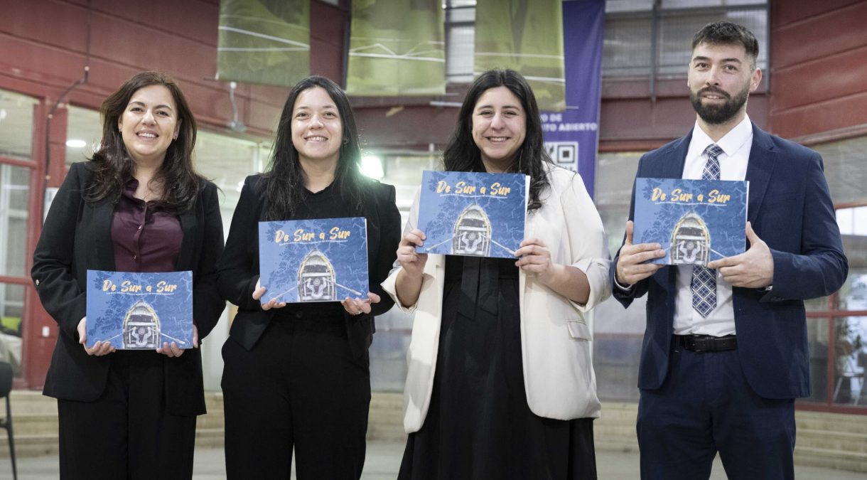 De izquierda a derecha Paulina Aliaga, Natalia Cárcamo, Gabriela Lara y Roberto Vásquez