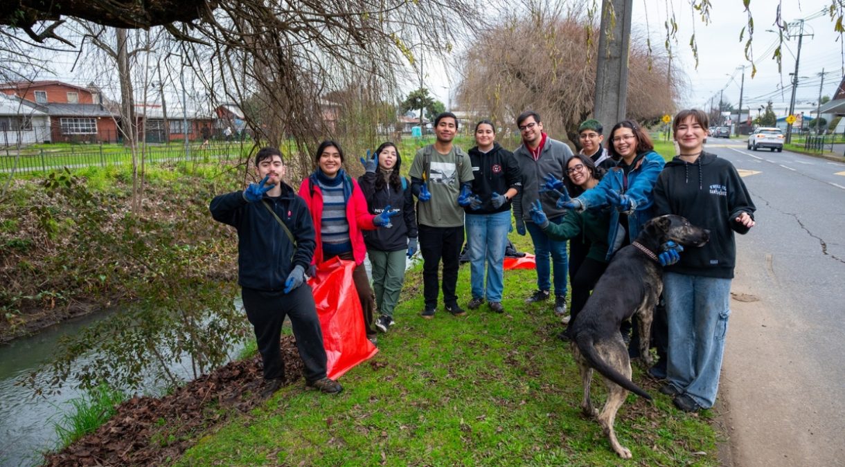 Estudiantes UFRO lideran acciones al servicio de la comunidad y el medioambiente en el sector poniente de Temuco