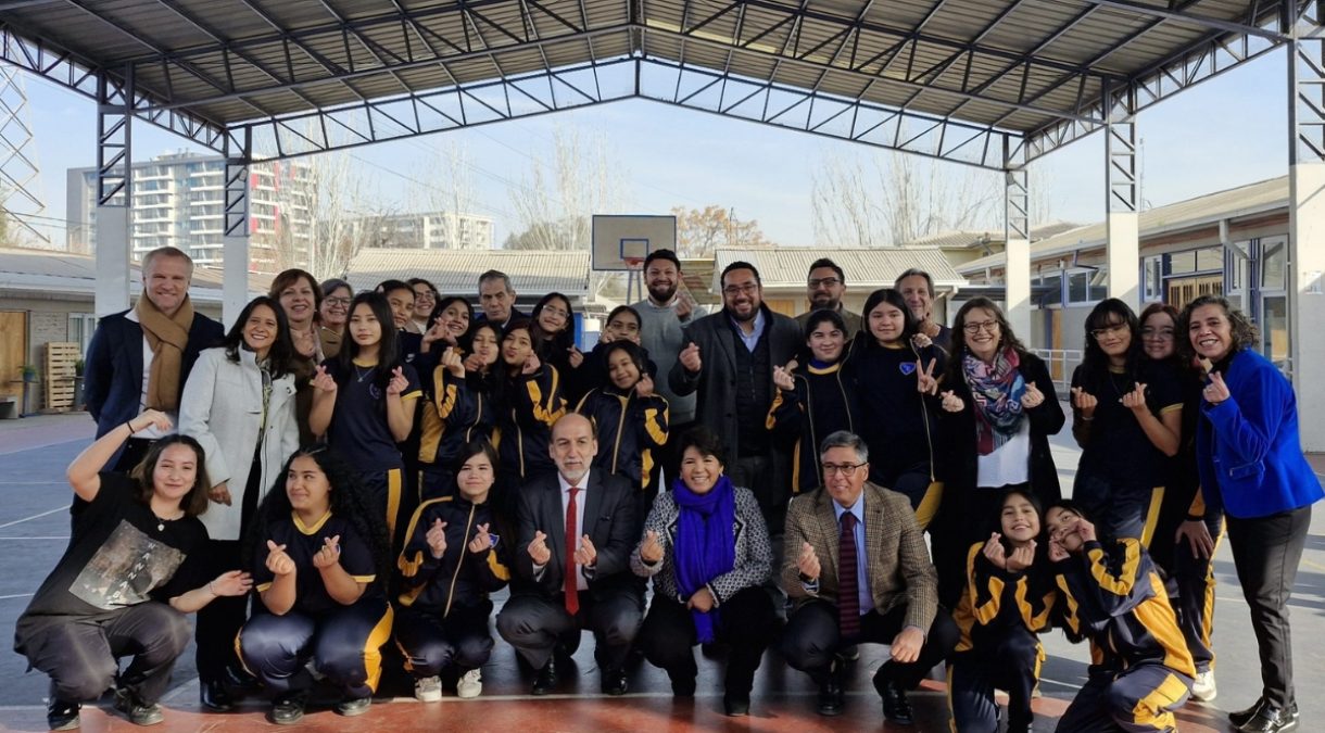 MINEDUC y UMCE impulsan modelo integral de desarrollo socioemocional en escuelas del SLEP Gabriela Mistral