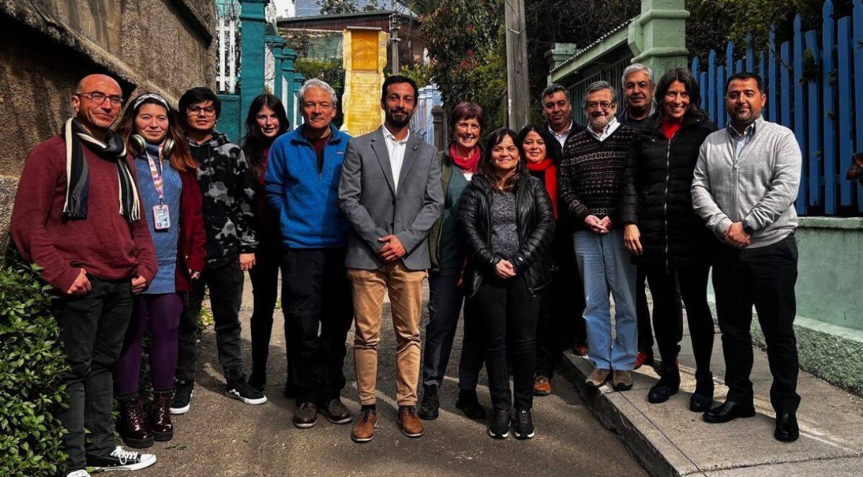 Seremi_de_Ciencias_de_la_Macrozona_Centro_se_reuni___con_cient__ficos_y_cient__ficas_del_CINV-UV