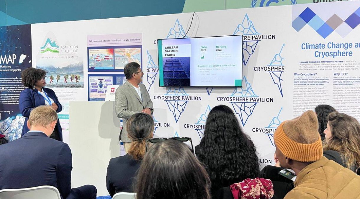 Sistema_desarrollado_por_la_UTalca_que_degrada_contaminantes_en_el_agua_se_present___en_la_COP29