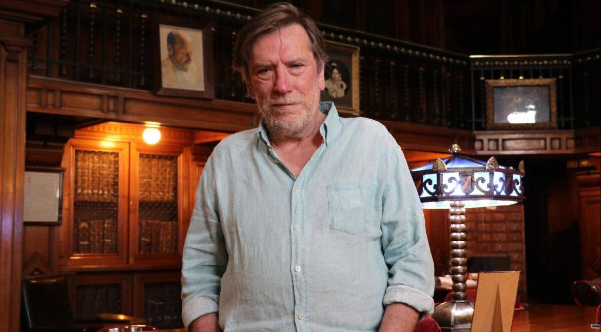 UFRO_entrega_el_Premio_Nacional_de_Poes__a_Jorge_Teillier_a_Thomas_Harris_Espinosa