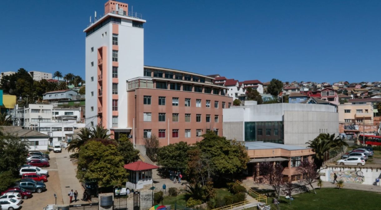 UV se posiciona como la segunda mejor universidad chilena en Ciencias Biológicas según Nature Index 2025