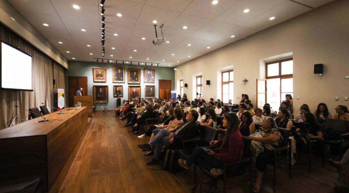 Universidad_de_Chile_da_inicio_al_Encuentro_de_Investigaci__n_2024