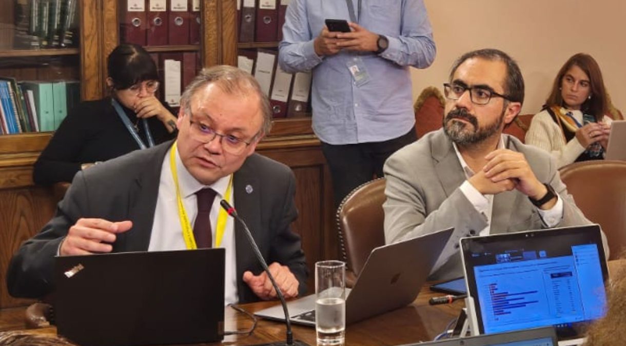 corrales_en_comision_educacion