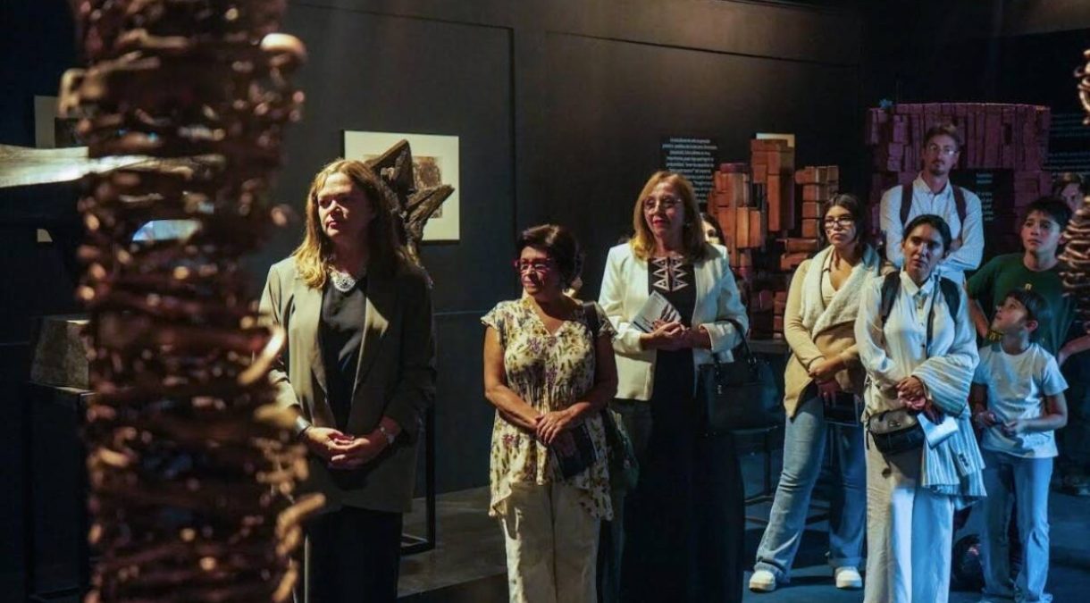 esculturas-elena-cavada-exhiben-museo-marta-colvin-universidad-del-bio-bio