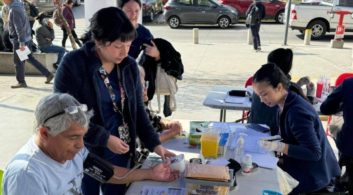 estudiantes-enfermeria-ua