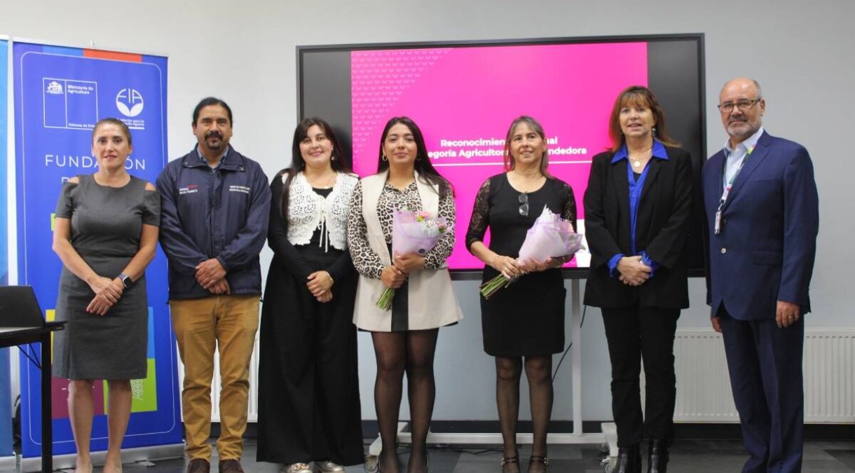 mujeres-agroinnovadoras-de-la-araucania-fueron-reconocidas-en-la-ufro