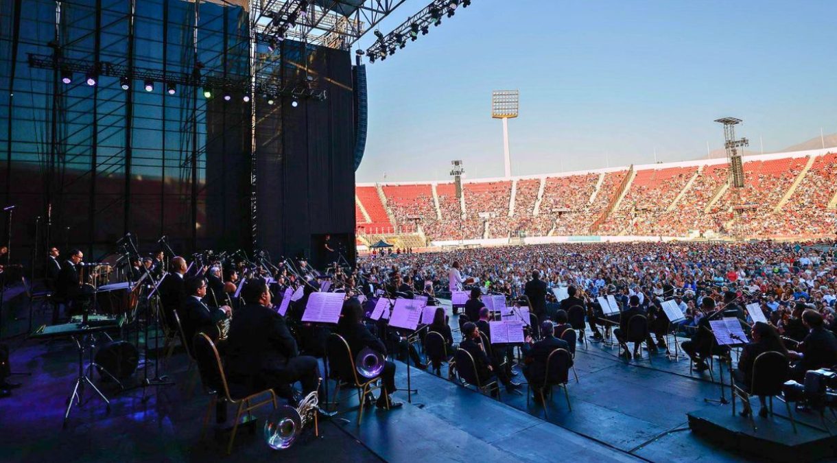 portada_uchile_carmina