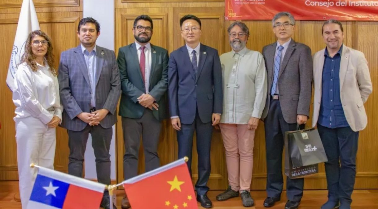 portada_ufro_u_china