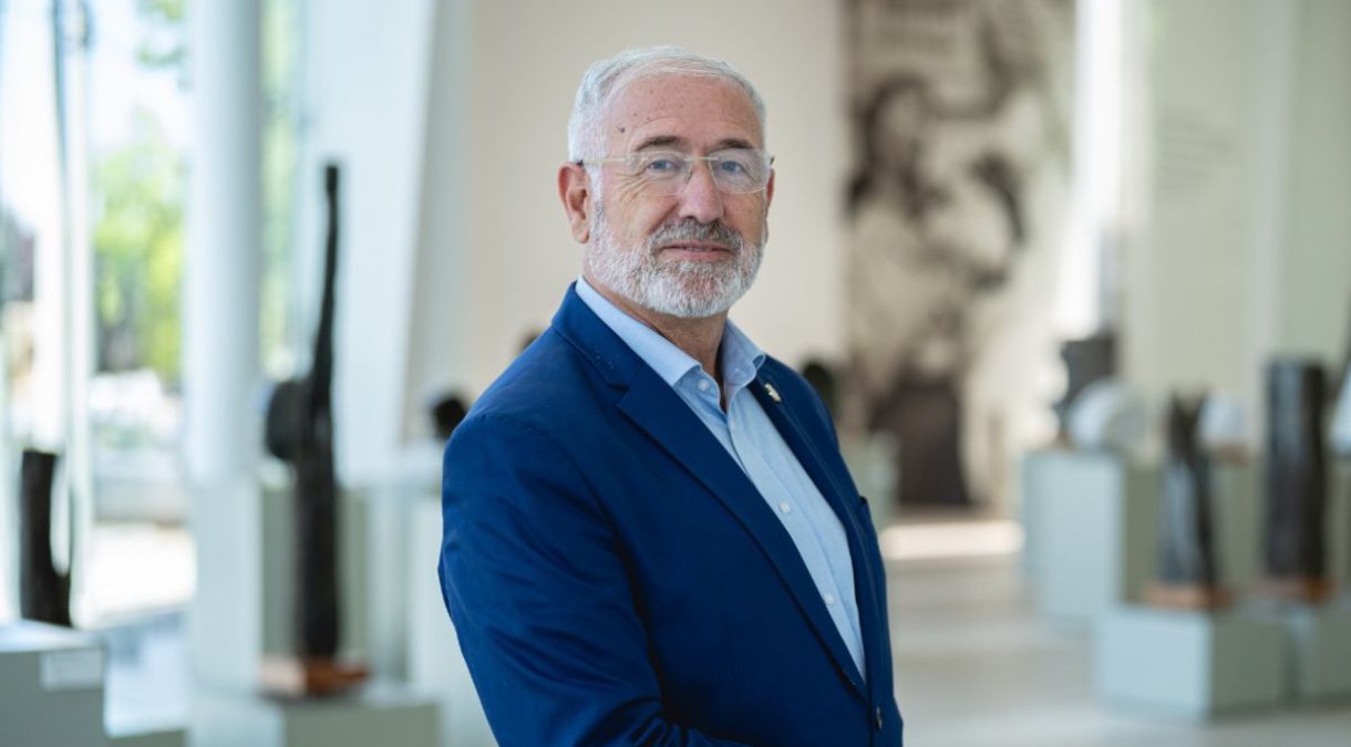 portada_utalca_rector