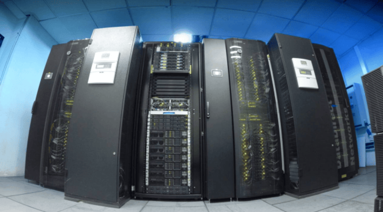 u-de-chile-lidera-proyecto-supercomputo-IA-600x337