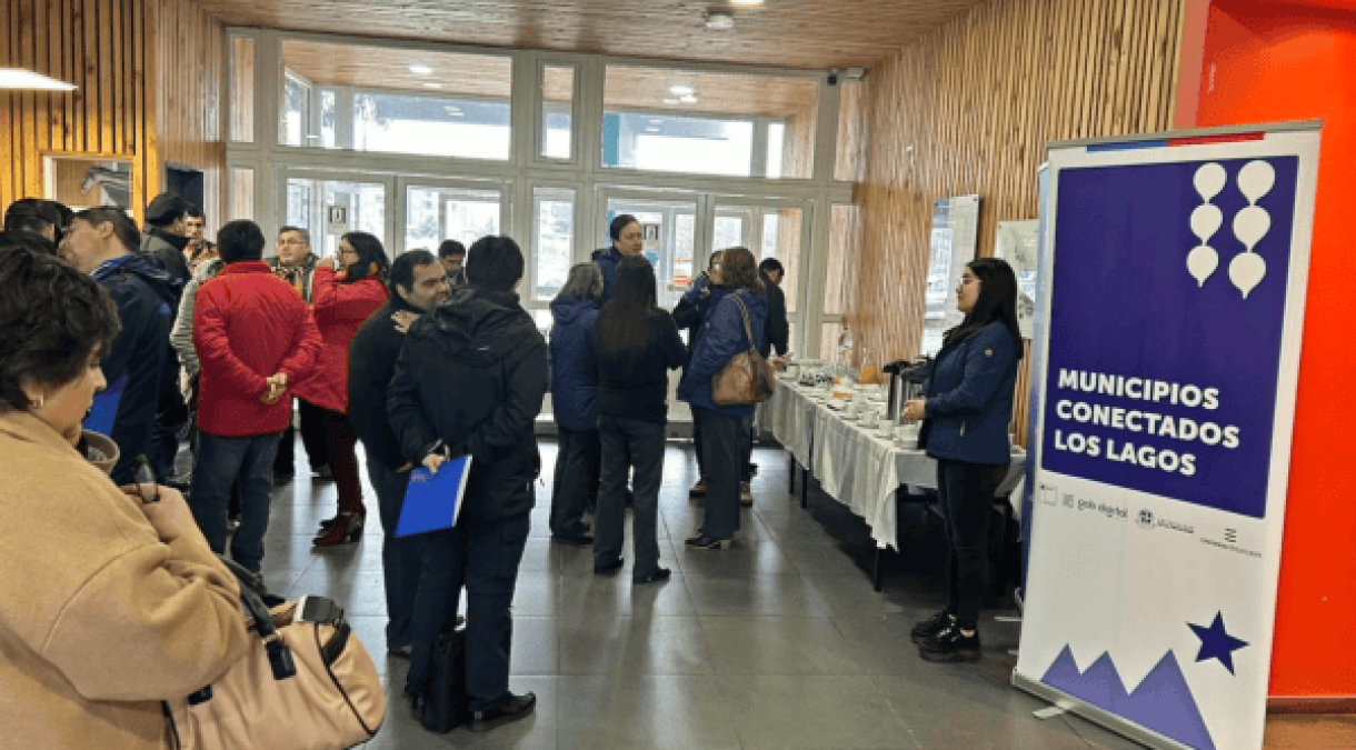 ulagos-ufro-capacitacion-a-municipios-region-implementacion-clave-unica-600x337