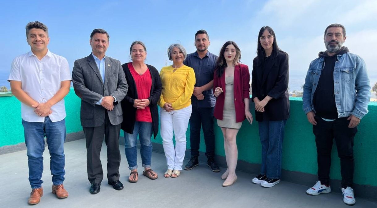 upla-fundacion-victor-jara-legado-cultural-del-cantautor-joan-turner